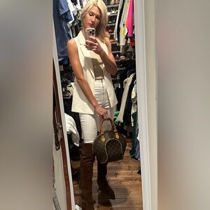 Sincerely Jules Womens size S
Beige / ivory STRETCH Open Front Lined